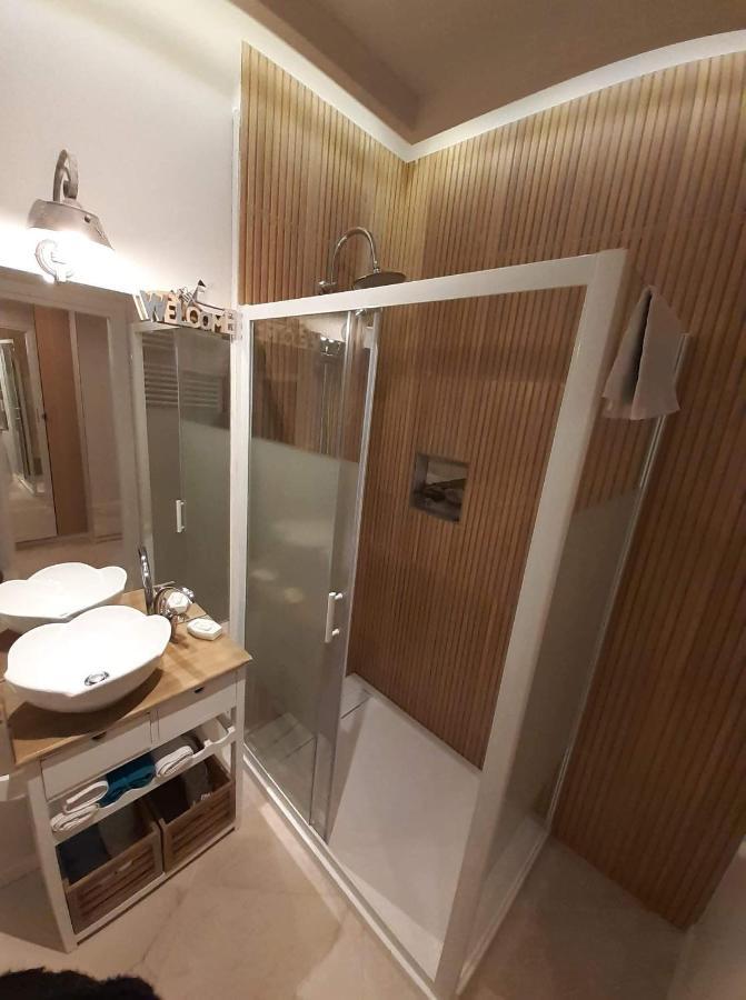 Marina Central Sunshine Studio Apartment บูคาเรสต์ ภายนอก รูปภาพ