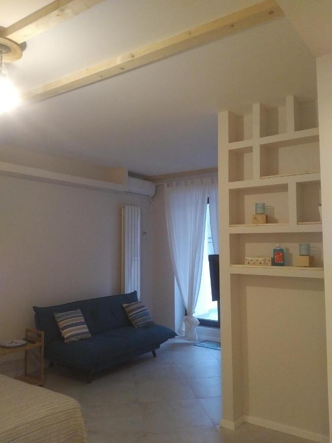 Marina Central Sunshine Studio Apartment บูคาเรสต์ ภายนอก รูปภาพ